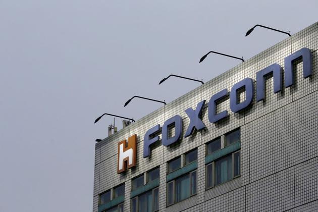 八點(diǎn)一氪 | 獵聘網(wǎng)今日在香港聯(lián)交所掛牌上市;拼多多回應(yīng)赴美上市傳聞:不予置評(píng);寶寶樹在港遞交招股書